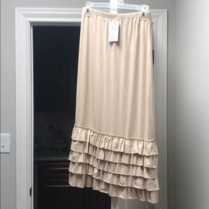 Nuggles Beige color slip extender